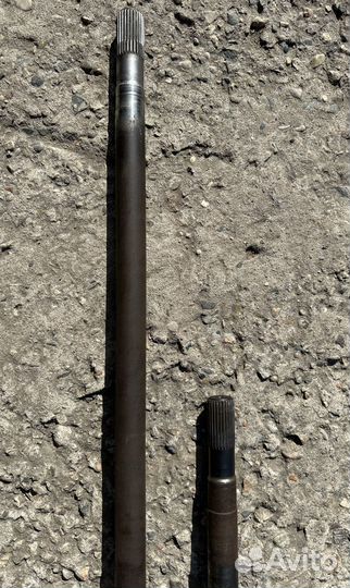 Передние привода со шрусами Дана 30 Jeep Cherokee