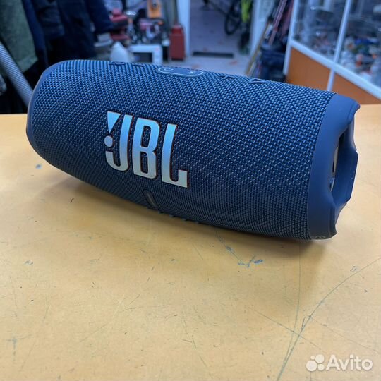 Портативная колонка JBL Charge 5