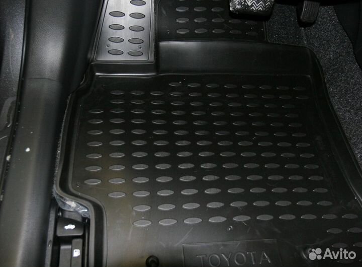 Коврики резиновые Тойота Королла