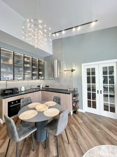 3-к. апартаменты, 76 м², 5/5 эт.