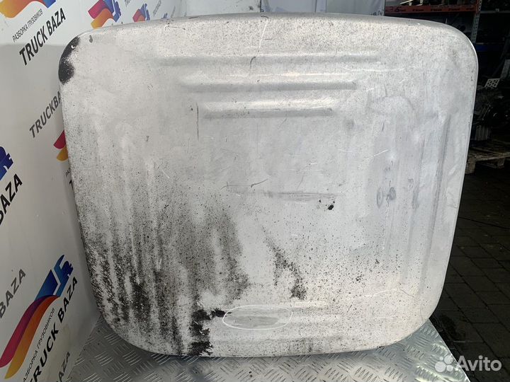 1423691 Бак топливный 700 L