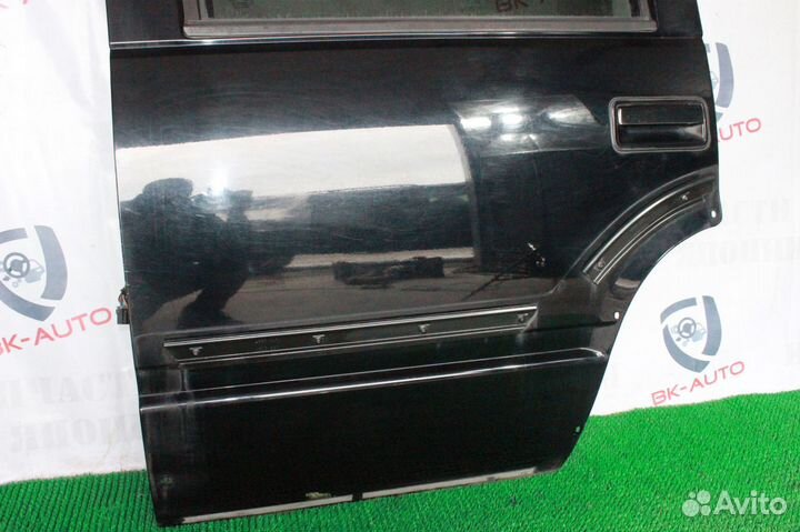 Дверь задняя левая Cadillac Escalade GMT400