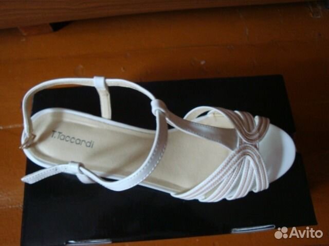 Босоножки летние, белые, открытые, новые