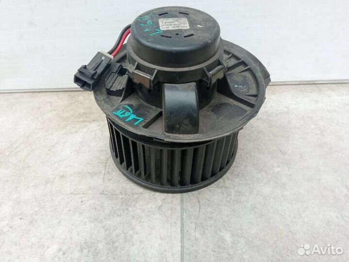 Моторчик печки Renault Laguna 2 885001315