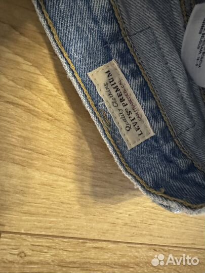 Женские джинсы levis 501