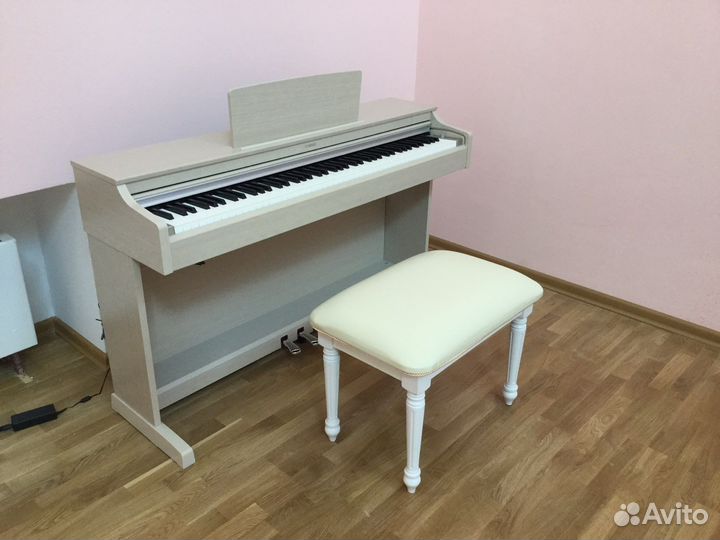 Банкетка белая для цифровых пианино и синтезаторов