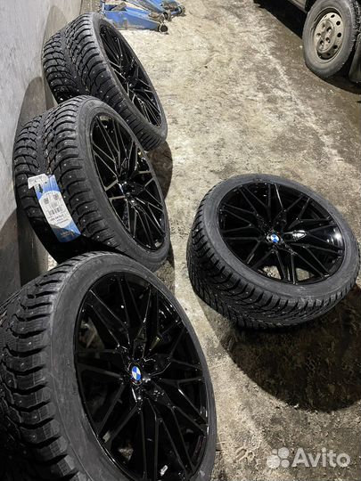 Зимние Колеса R21 BMW X5 X6 G06 G05 818M