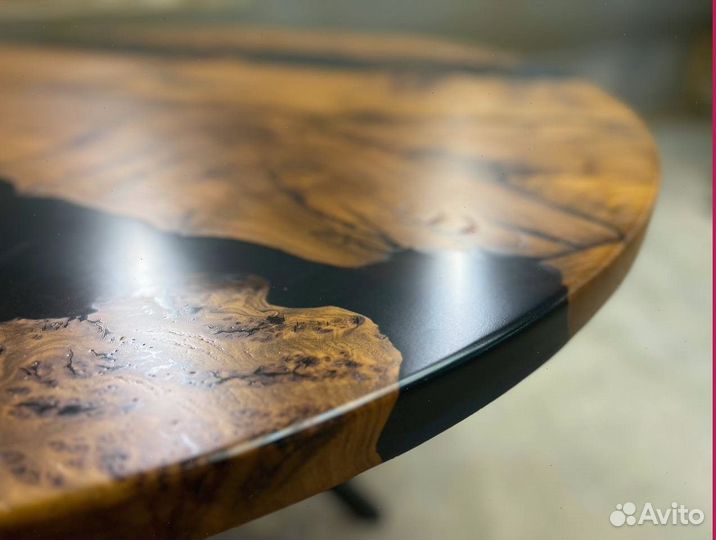 Стол обеденный круглый