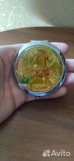 Зеркало. Карманное зеркало. Тайланд