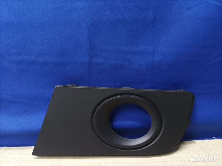 Окантовка птф левая Volkswagen Amarok 2 на 2010