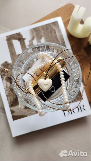 Украшение на шею