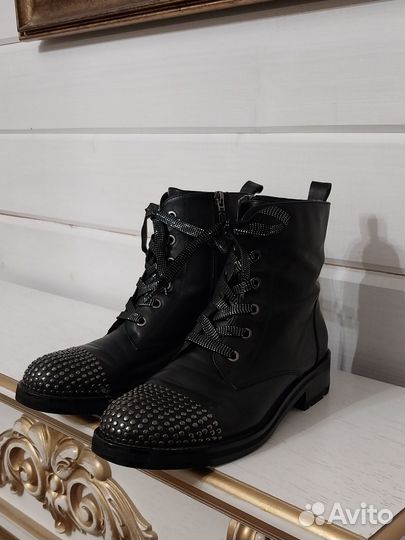 Ботинки женские Louis Veronica 38