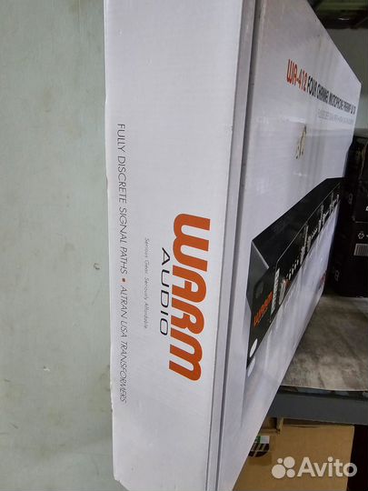Микрофонный предусилитель Warm Audio WA-412