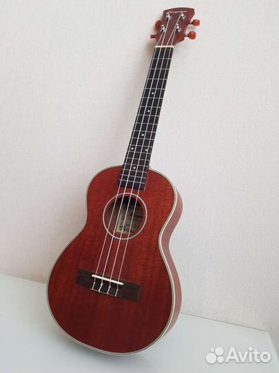 Укулеле баритон Evergreen