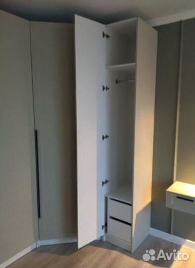 Шкаф распашной