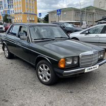 Mercedes-Benz W123 2.4 MT, 1982, 430 000 км, с пробегом, цена 420 000 руб.