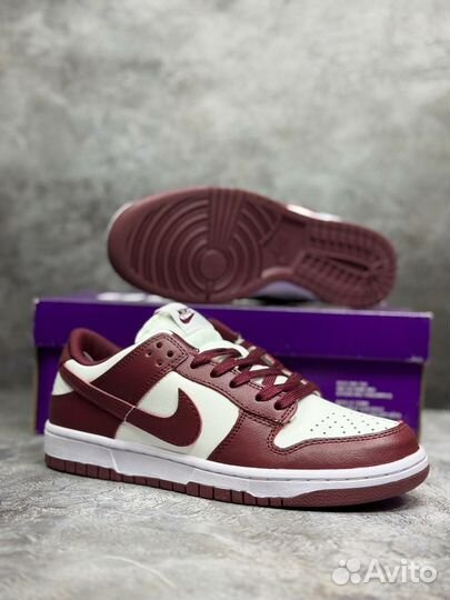 Кроссовки женские Nike SB Dunk Low (37-41)