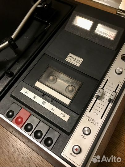 Проигрыватель Melodia 105 Stereo