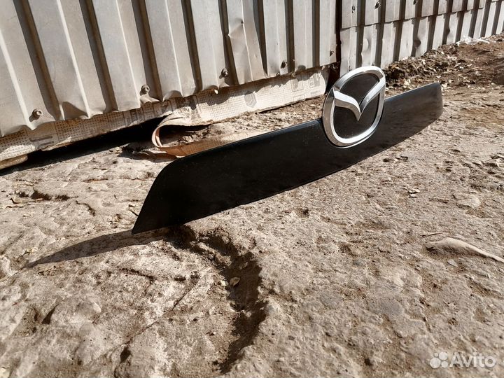 Молдинг багажника Mazda cx-5