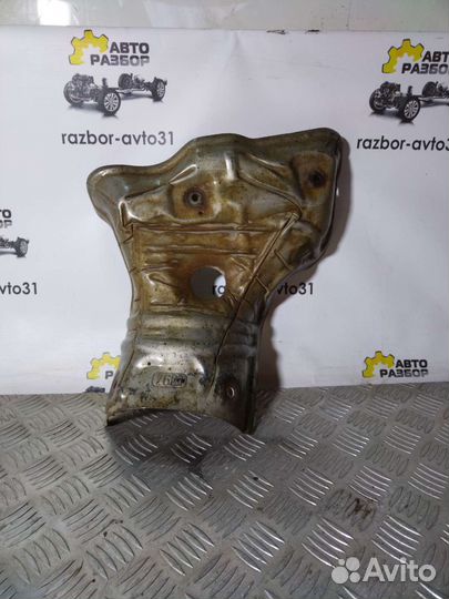 Мазда 3 бк, тепловой экран коллектора