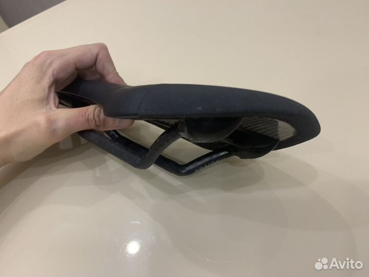 Седло Fizik tundra M3 carbon 125 мм