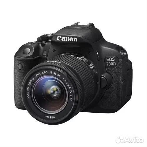 Зеркальный фотоаппарат Canon EOS 700D