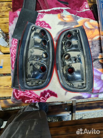 Задние фонаришеви нива