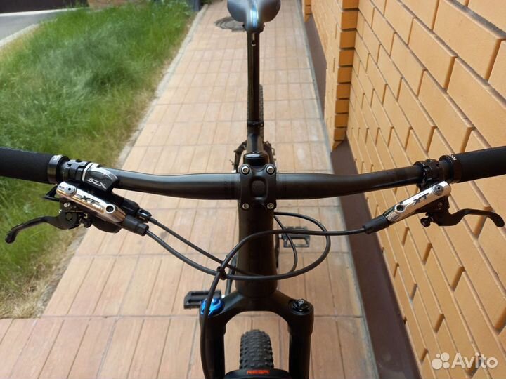 Stark Tactic 27.5 SLX XT Reba