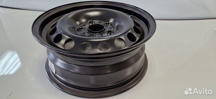 Диск колесный стальной 15