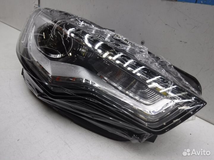 Фара правая на Audi A6
