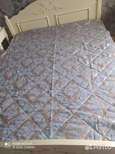 Покрывало на кровать стеганое