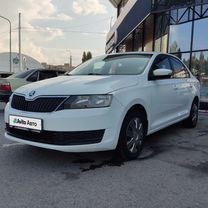 Skoda Rapid 1.6 AT, 2018, 97 700 км, с пробегом, цена 1 260 000 руб.