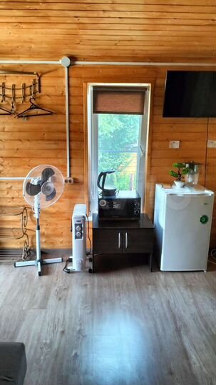 Дом 20 м² на участке 10 сот.