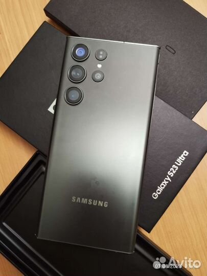 Смартфон samsung