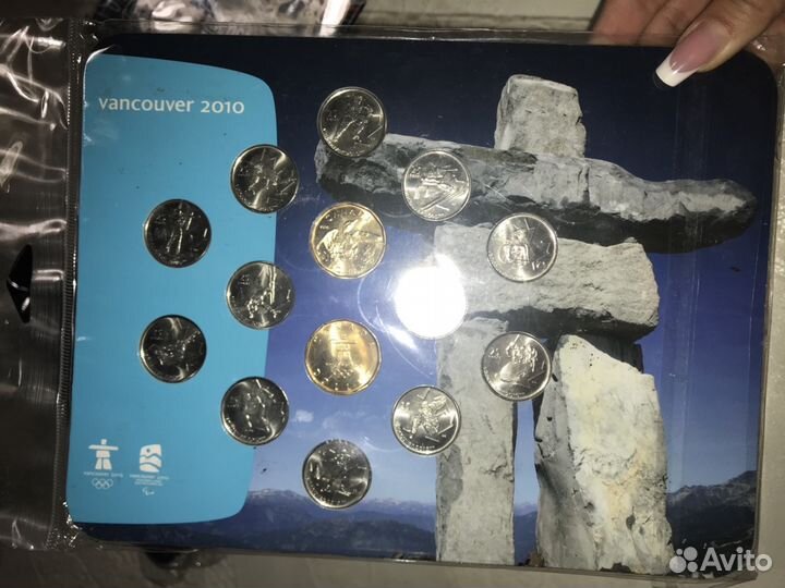 Монеты символ Канады