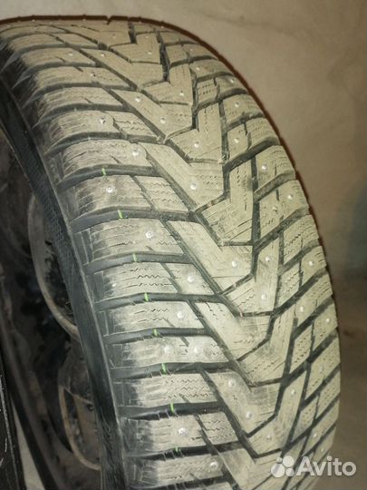 Hankook Winter I'Pike RS2 W429 215/50 R17 95T