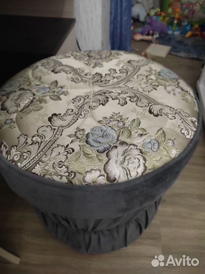 Банкетка пуфик