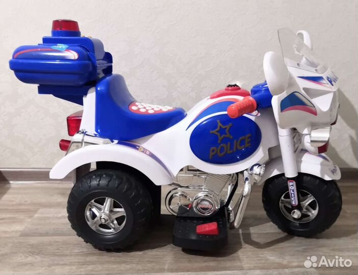 Детский электромобиль