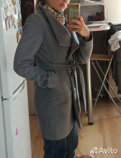Пальто шерстянное
