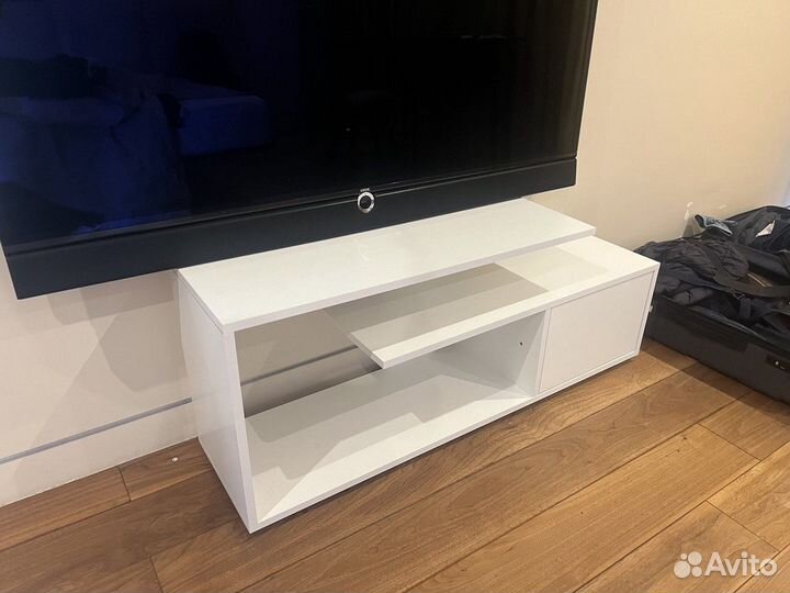 Тумба под телевизор