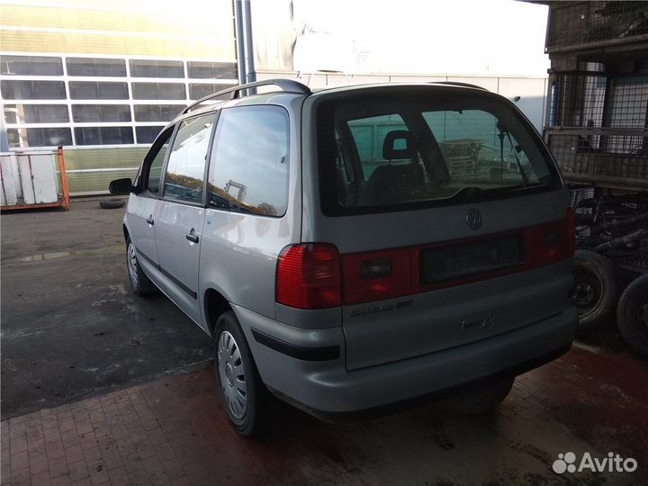 Разбор на запчасти Volkswagen Sharan 2000-2010