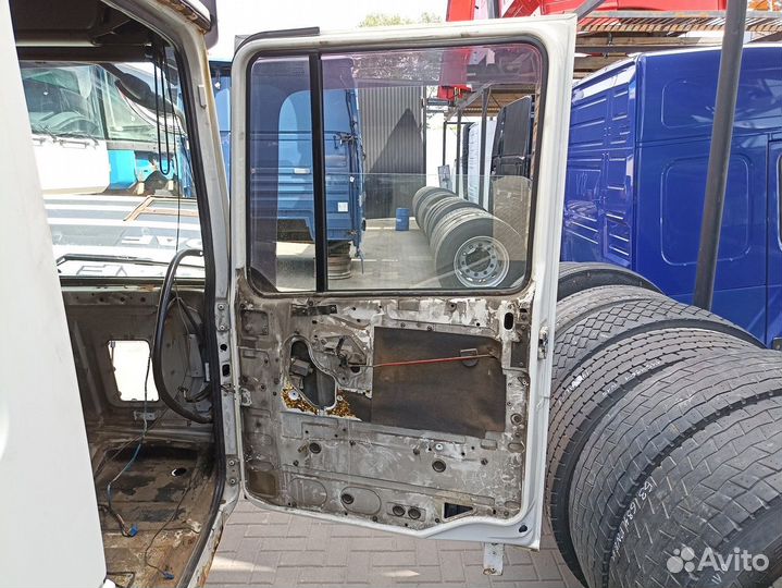 Каркас двери правой Daf 95XF, Daf XF105, Daf XF95