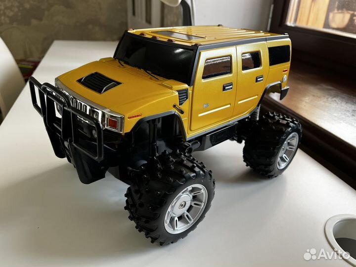Внедорожник на радиоуправлении