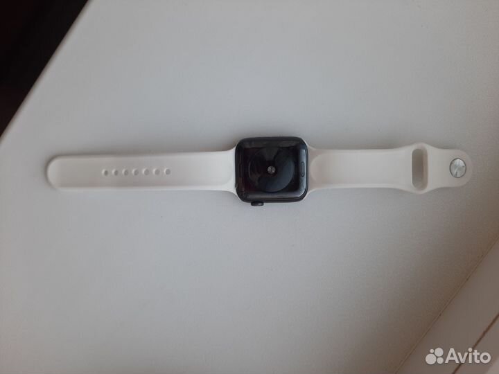 Часы apple watch se 44mm