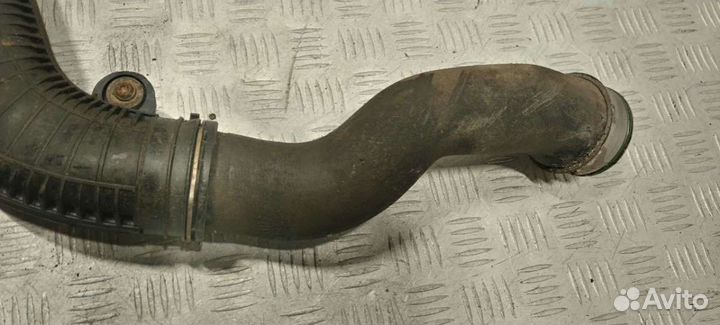 Патрубок интеркулера VolkswagenTiguan 12013