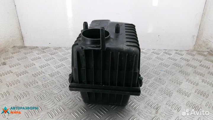 Корпус воздушного фильтра Citroen Xantia рест