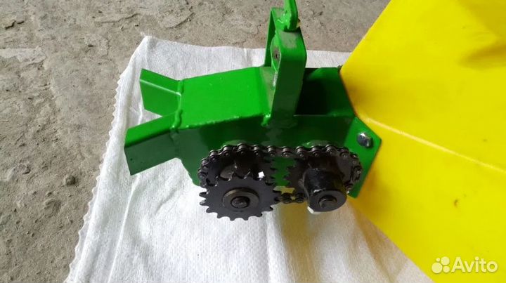 Бачок на 2х рядную сажалку