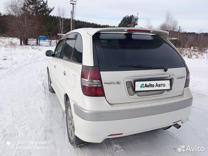 Toyota Nadia 2.0 AT, 2002, 300 000 км