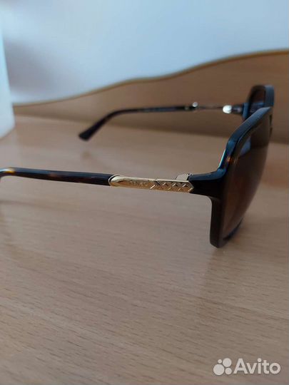 Солнцезащитные очки женские