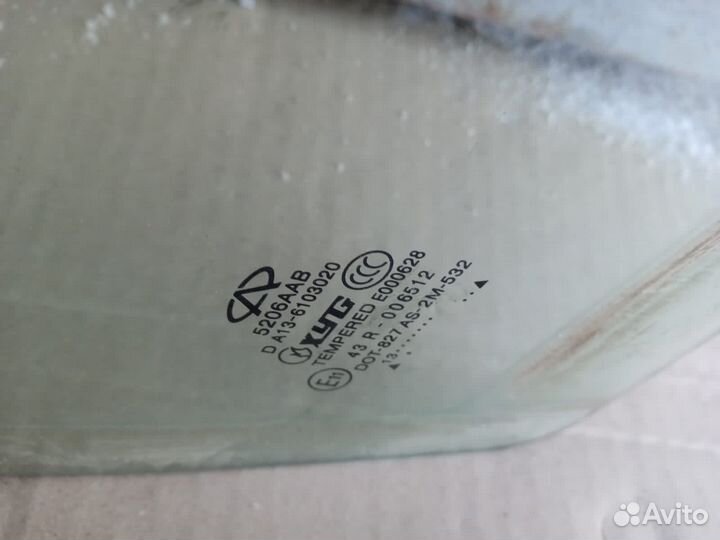 Стекло передней правой двери Чери А13